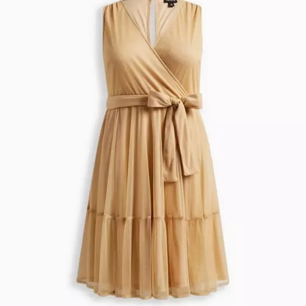 Gold Glitter Lurex Surplice Tiered Dress | Sleeveless With Pockets Size 2 - Picture 1 of 4